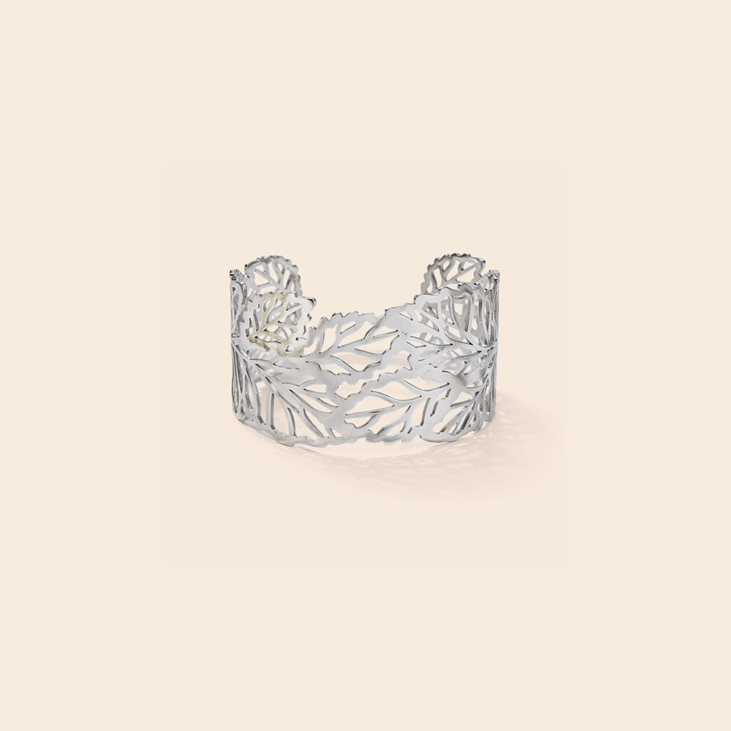 Bracelet manchette argenté motif feuilles