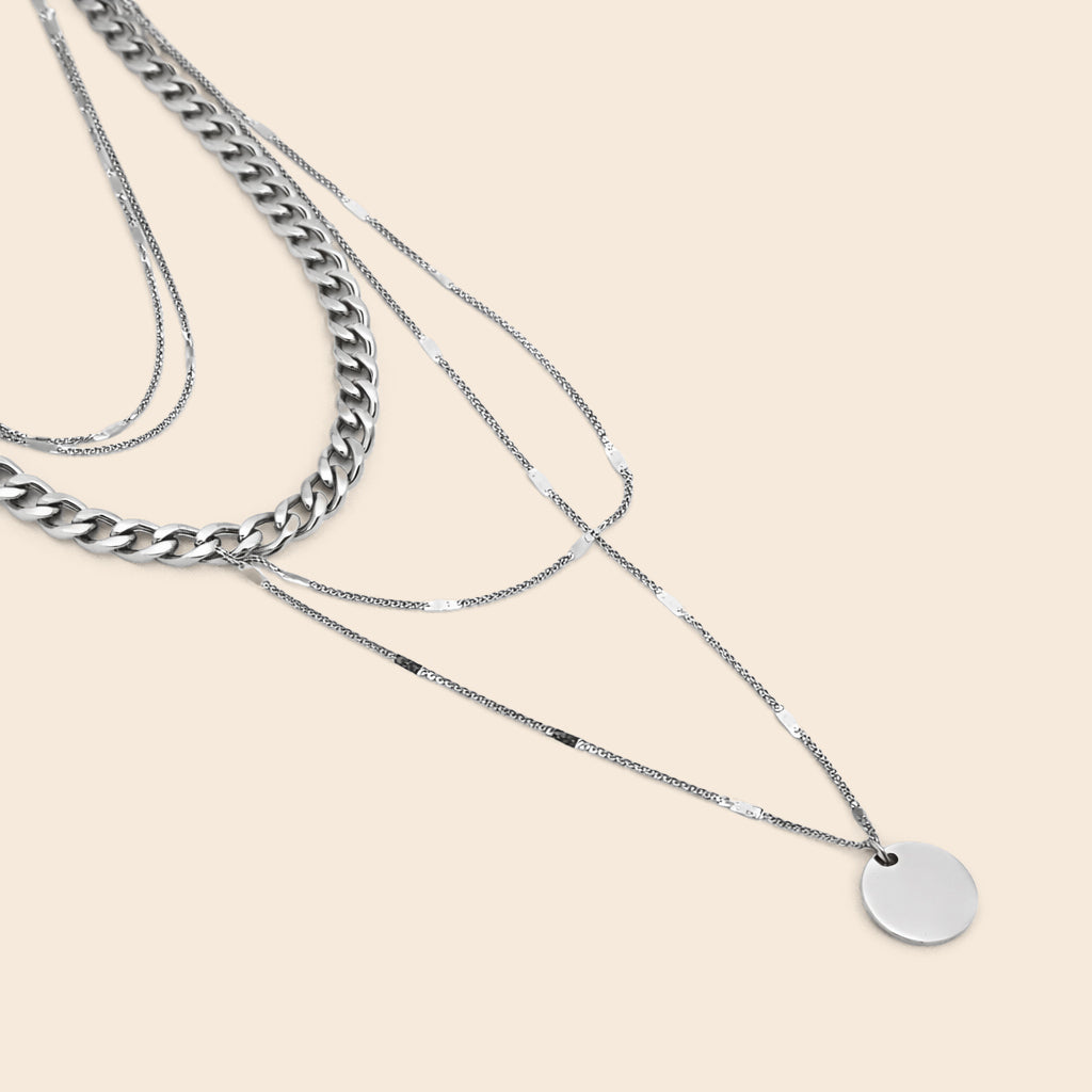 Collier argenté triple chaîne