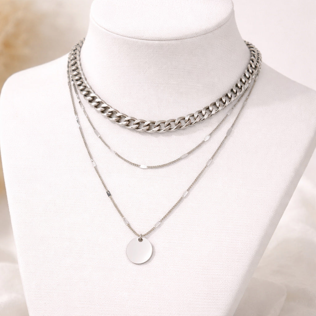 Collier argenté triple chaîne